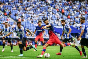 爱游戏体育-包含清晨毕尔巴鄂竞技备战欧冠，外线爆发细节曝光，更衣室稳定，赛程密集仍需轮换的词条