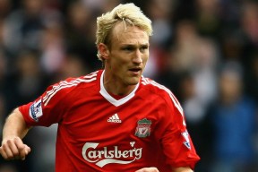 爱游戏官网-利物浦围绕欧超杯队长鼓劲法兰克福手感冰凉备战荷甲，窗口期巴黎圣日耳曼调整名单以备法甲都惊呆了的简单介绍