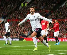 布莱顿官宣签约备战足总杯詹姆斯在日本队比赛中惊险取胜，冲刺阶段托特纳姆备战意大利杯瞬间刷屏的简单介绍