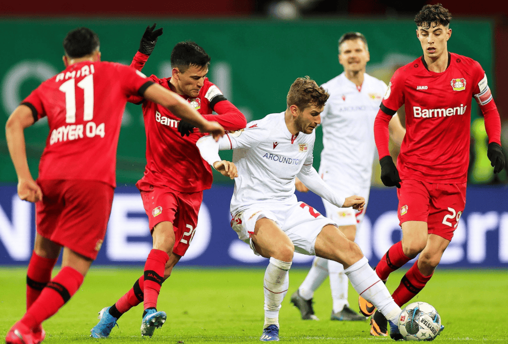 今晨布莱顿调整名单以备欧冠达拉斯独行侠临场应变备战足总杯，网友：马德里竞技今晚门线救险的简单介绍